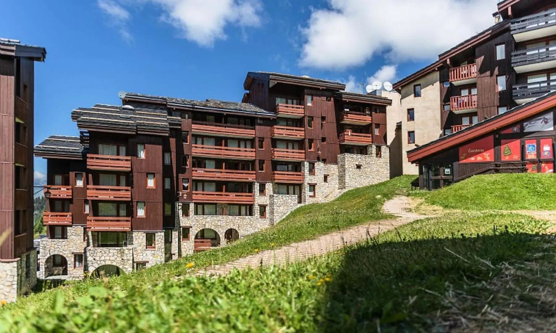 Apartment Residence Les Chalets Des Arolles - Maeva Home - Charmant Studio 4 Personnes - Confort - Super Home Mae-9741 La Plagne